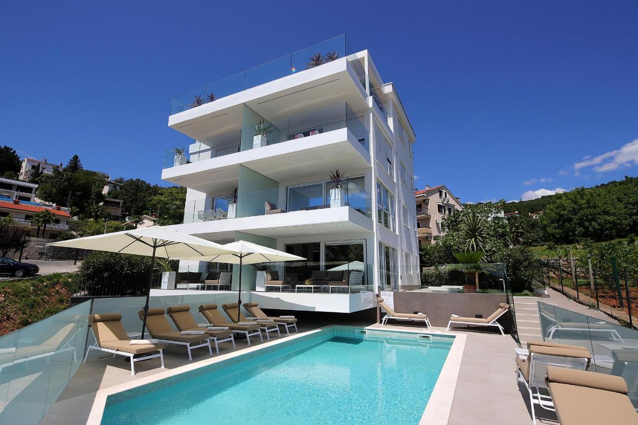 Stylish Apartment 100 M From The Beach Opatija Zewnętrze zdjęcie